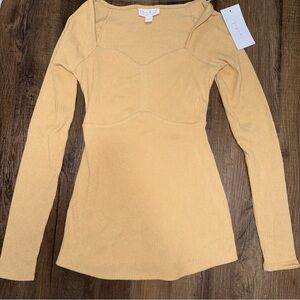 NWT Isabel by Ingrid + Isabel Maternity Long Sleeve Tee